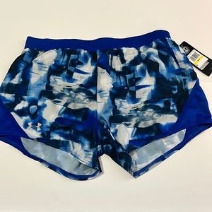NWT women’s Under Armor shorts​​